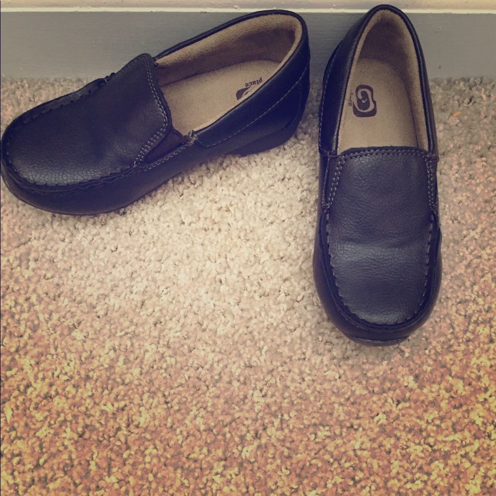Toddler dress shoes
